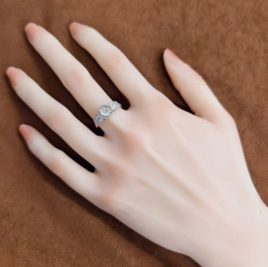 ローズカット　リング　ホワイトゴールド  K18WG